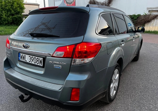 Subaru Outback cena 23000 przebieg: 210000, rok produkcji 2010 z Ząbki małe 22